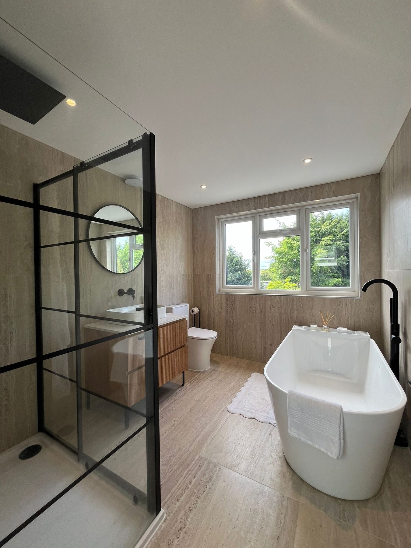Main bathroom
